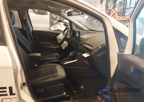 2020 Ford Ecosport Ses z USA, uszkodzony, nr VIN MAJ6S3JL9LC384237